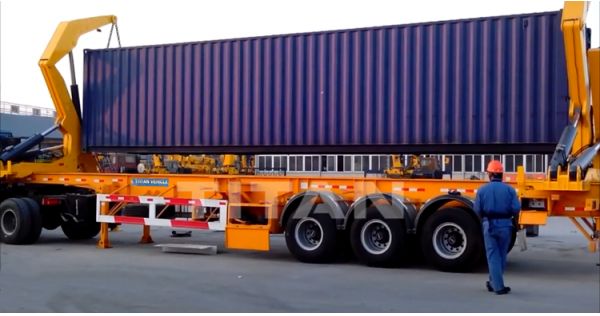 Why use a Sideloader trailer? - Advantages of using sidelifter transport containers